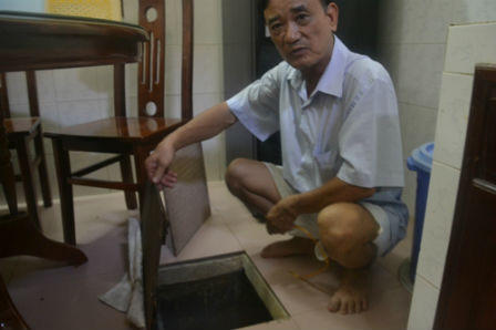 Đường ống đã khắc phục xong, hàng nghìn hộ dân vẫn mất nước